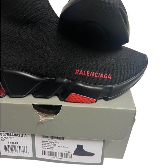 Balenciaga Black IT38 W38 Women Speed Trainers Runners Cloth Red Bubble Size 8 - Picture 4 of 9